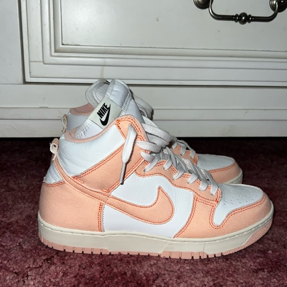 nike high dunks pink and white. Vintage - Picture 1 of 3